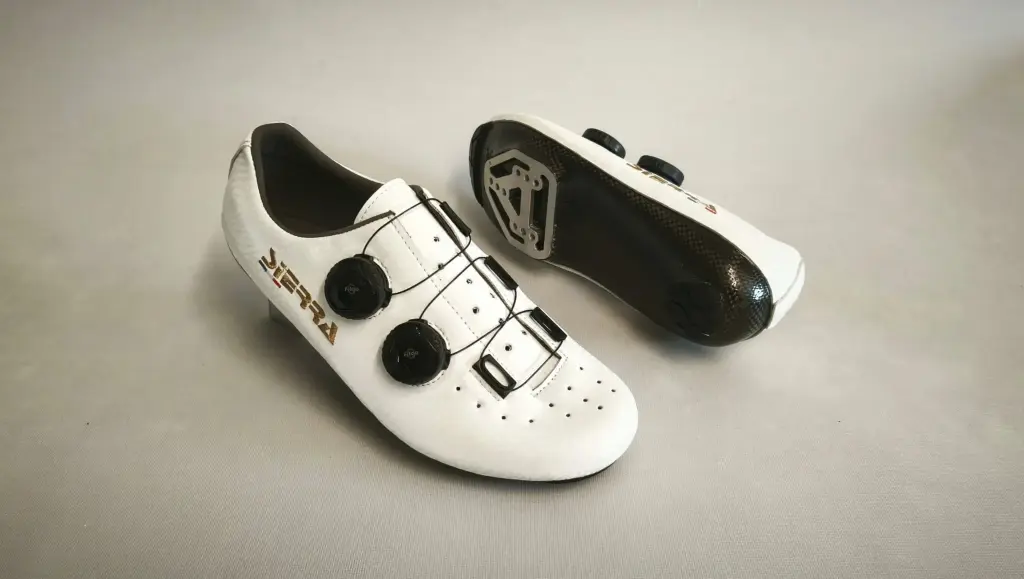 SIERRA Modèle Route - Chaussure de Cyclisme 36 EU à 46 EU