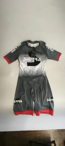 Combinaison entraînement